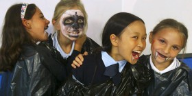 Alumnas del colegio disfrutan de Hallowmit