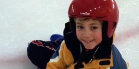 Students of the first Primary courses enjoy on the ice skating rink!
