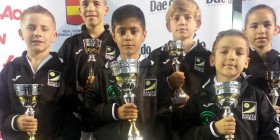 Los campeones de la Selección Andaluza posan con sus trofeos