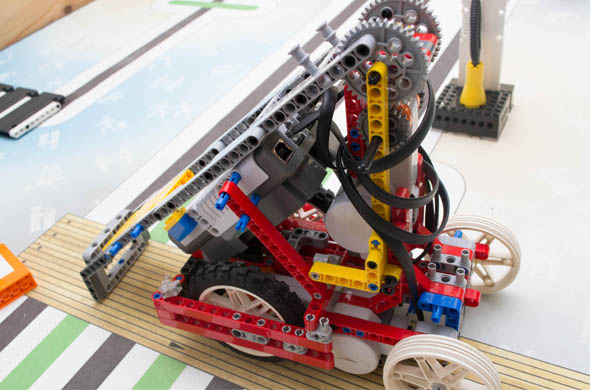 Un componente del robot creado por el equipo de MIT School Robofox