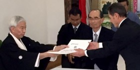 Christian Tissier recibiendo su 8º Dan Aikikai